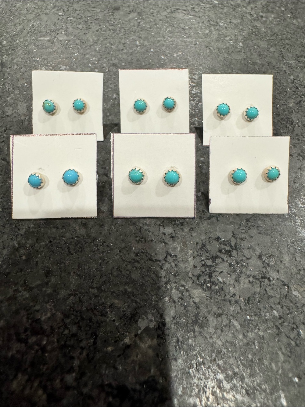 Turquoise Round Stud Earrings - Sterling silver